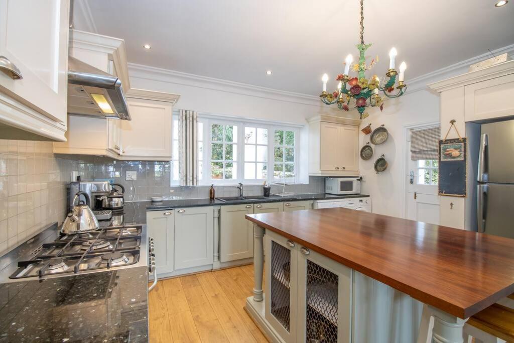 Holiday home Enchanting Stone-crafted *