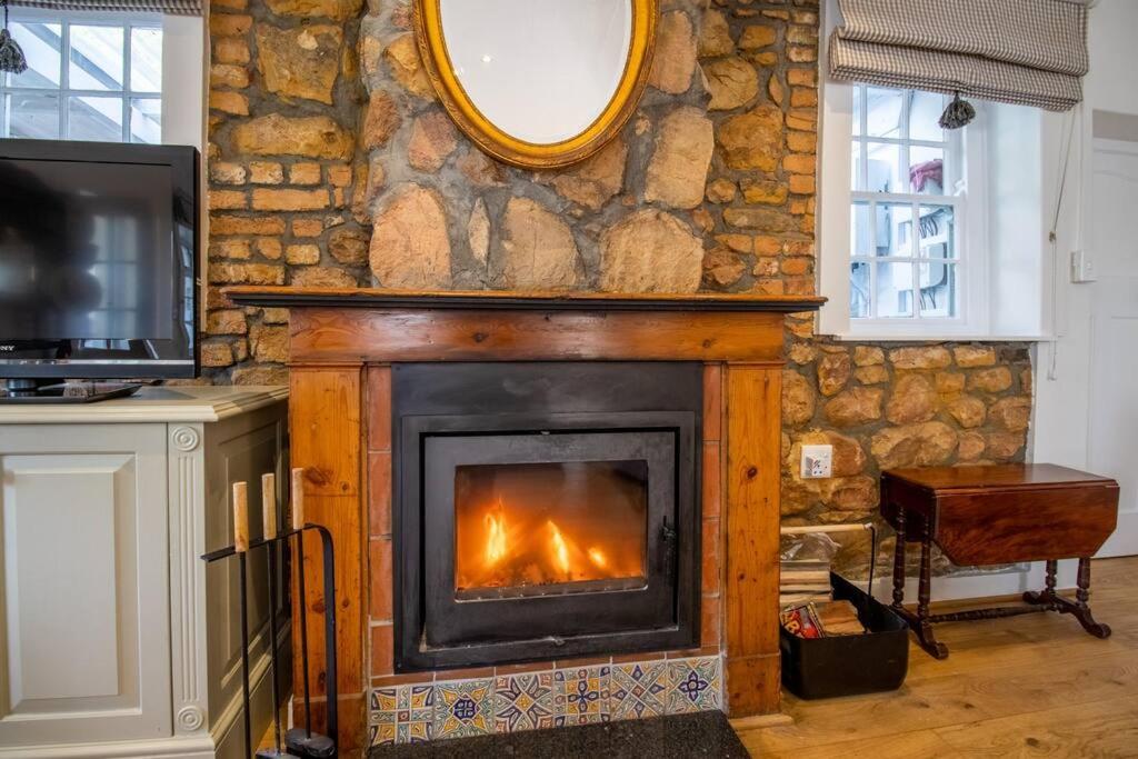 Holiday home Enchanting Stone-crafted Cape Town